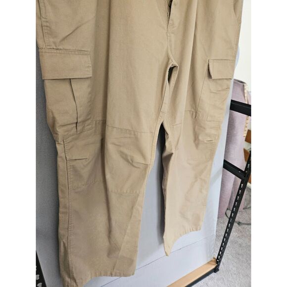 Royal Blue Tactical Pants, size 5XL - Picture 5 of 8